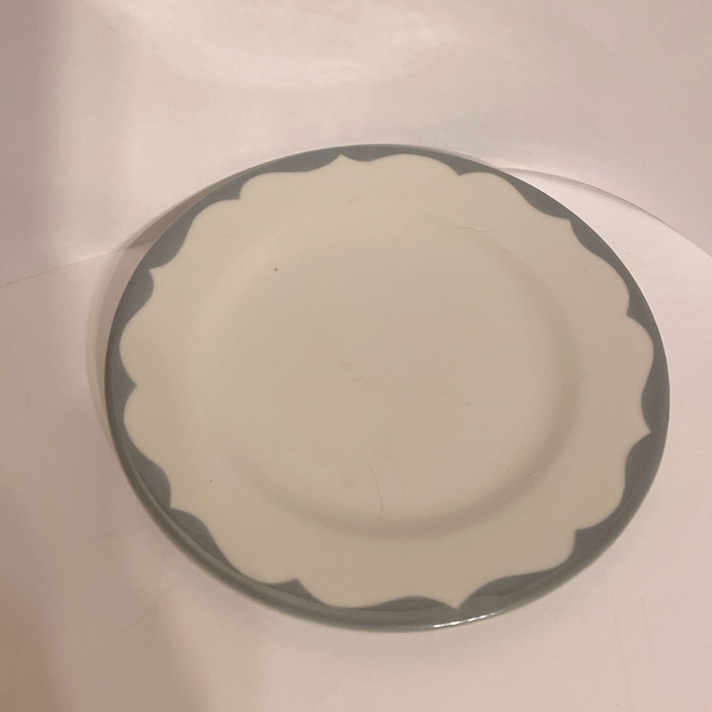 Restaurant Ware (6) Six Bread Dessert Plates Grey Wave Crest USA 5-3/4” TEPCO